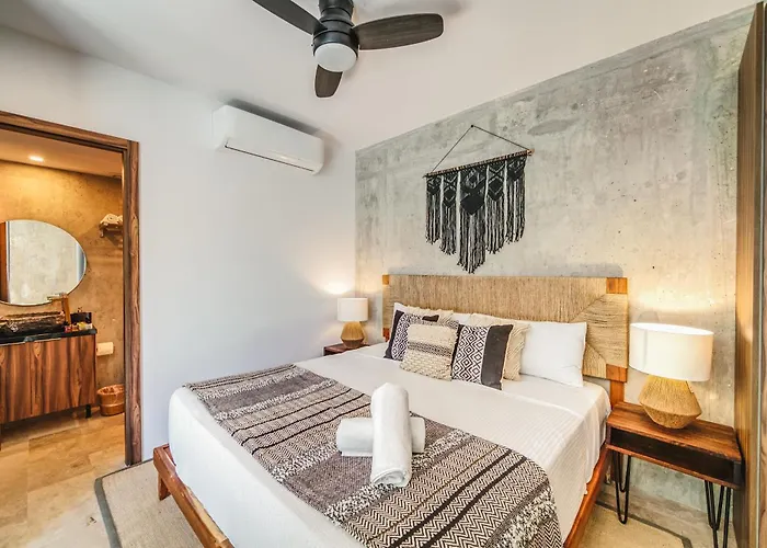 Apartment Divine 1br Swim Up With Cenote And Gym *